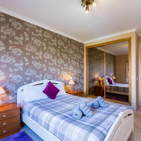 Encosta Superb Two Bedroom Apartament *