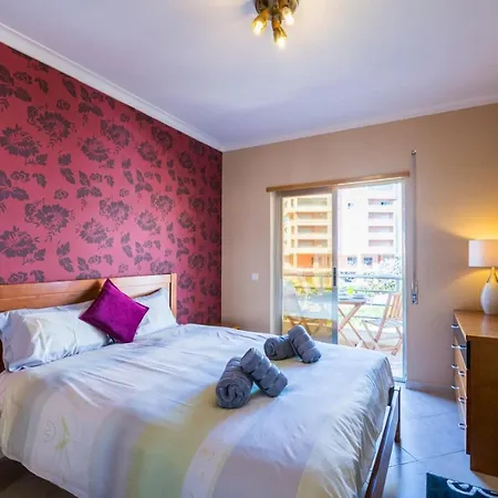 Encosta Superb Two Bedroom Apartament *