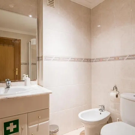 Encosta Superb Two Bedroom Lejlighed *